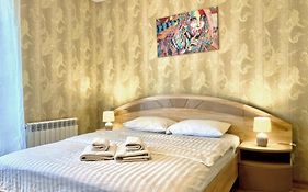 НОВЫЙ дом, в самом ЦЕНТРЕ, свежий ремонт